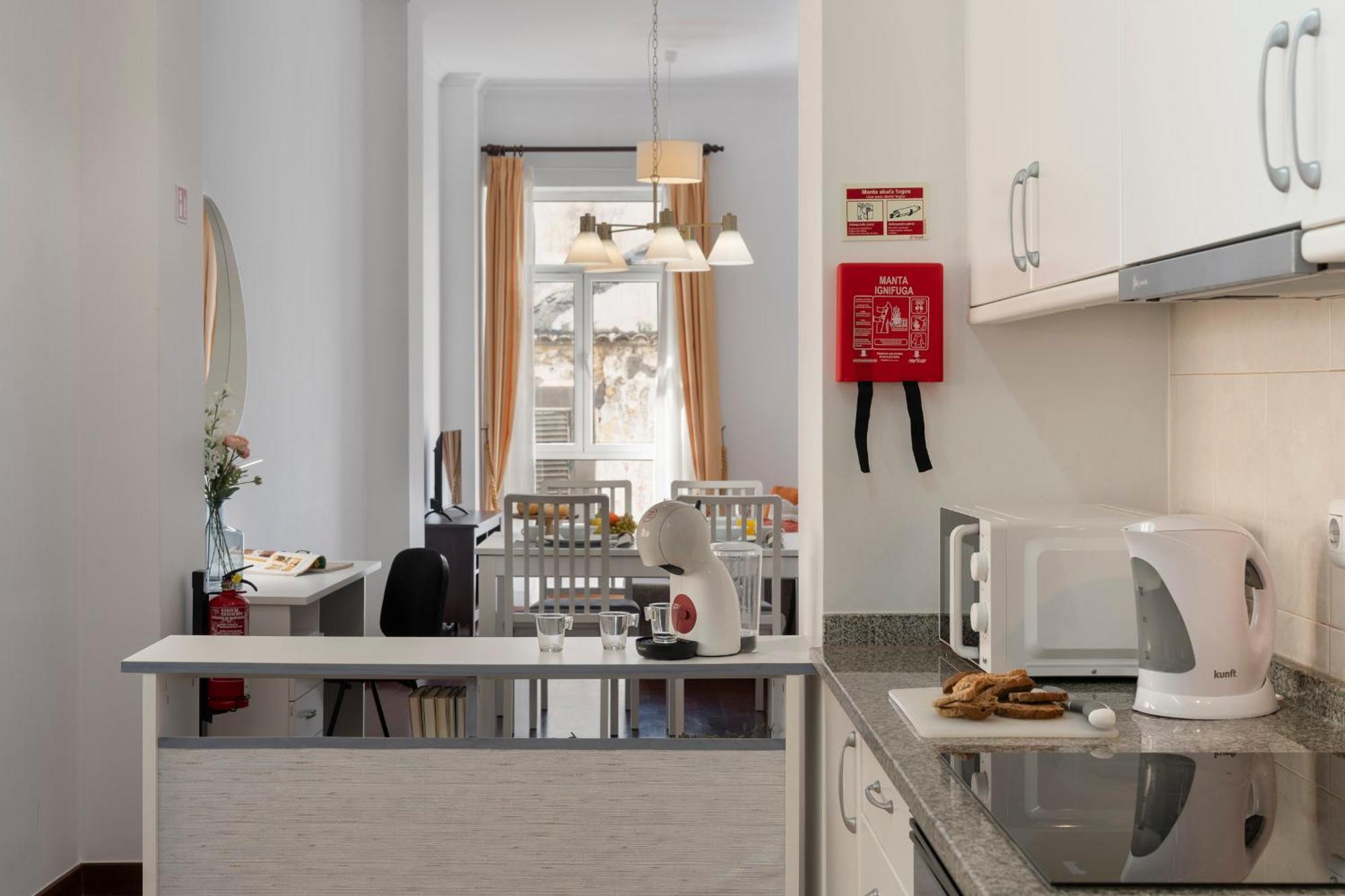 פונשל Apartamento Do Carmo By An Island Apart מראה חיצוני תמונה